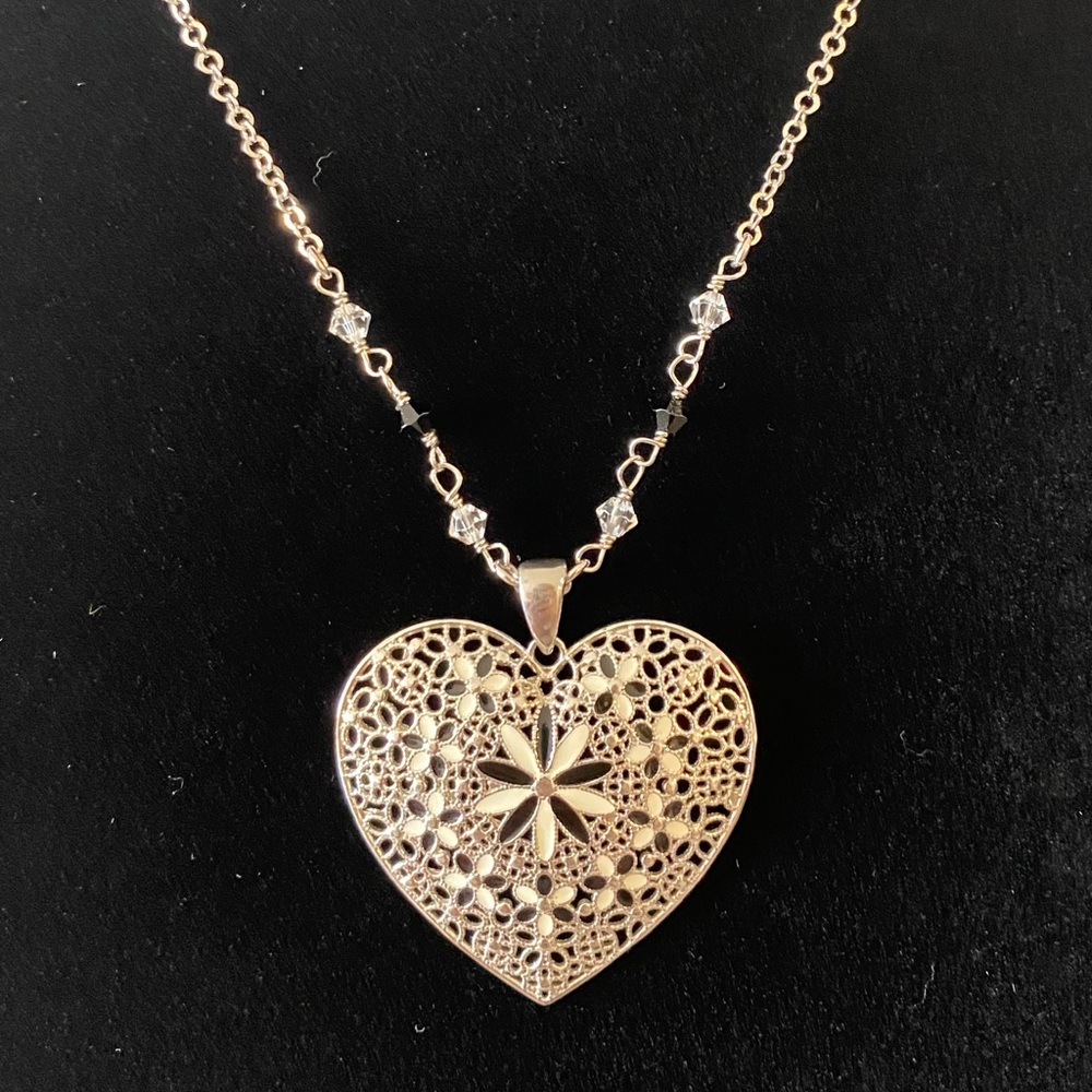 925 Italy Black White Filagree Enamel Heart Necklace